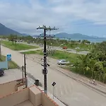 Priscila - Apartamento Em Maranduba Ubatuba